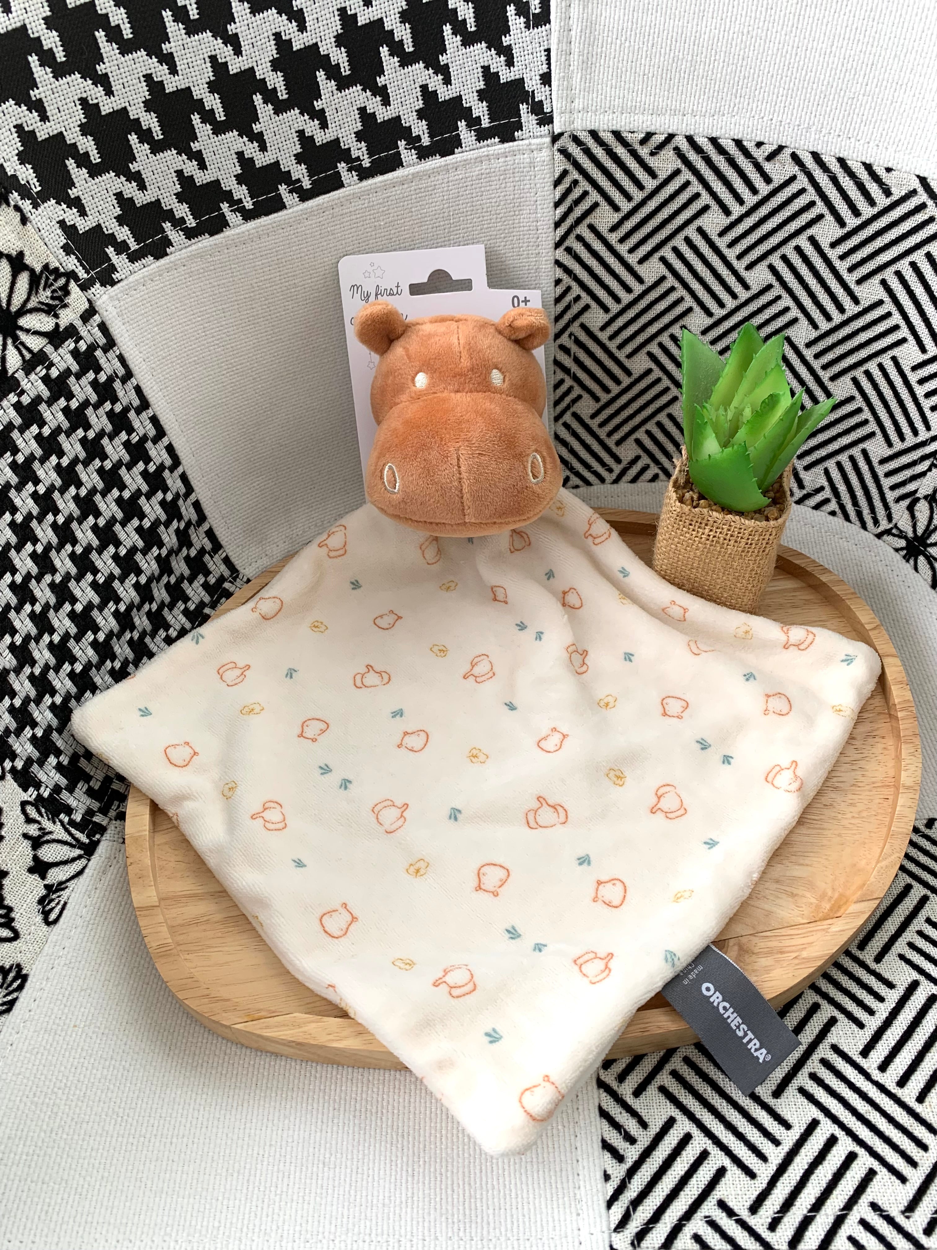 Doudou plat hippopotame ORCHESTRA